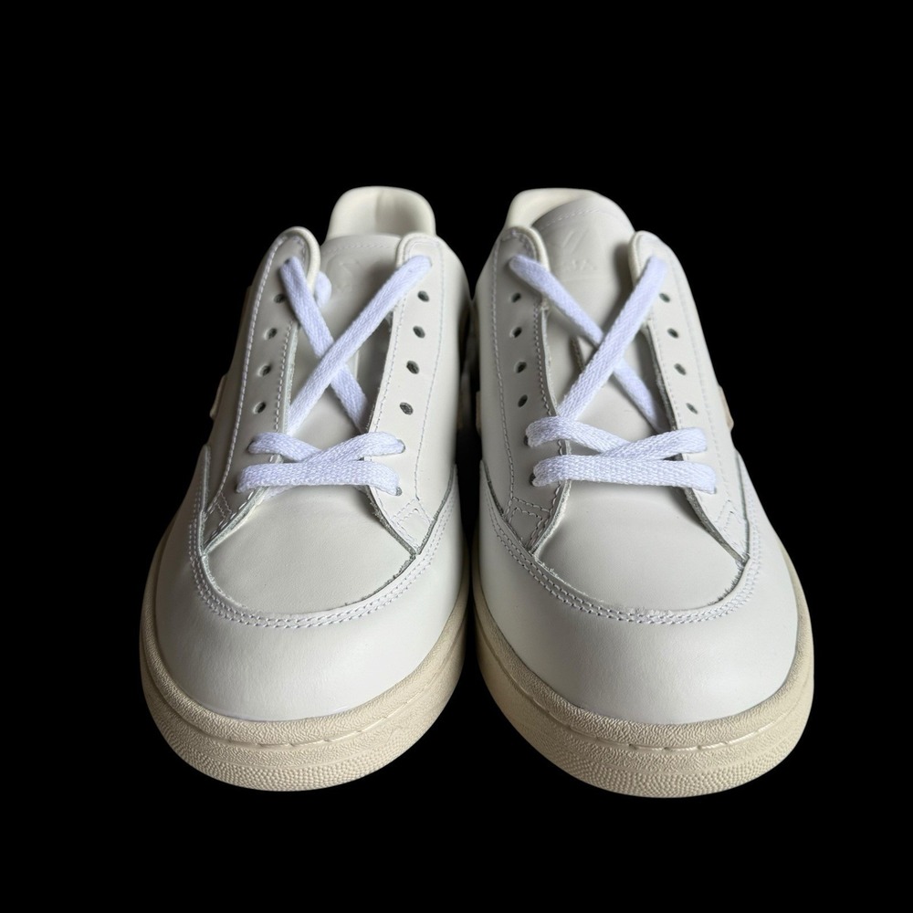 VEJA V-12 Sneakers Women's White Sable Leather US Size 10 NIB Shoes - Picture 3 of 10